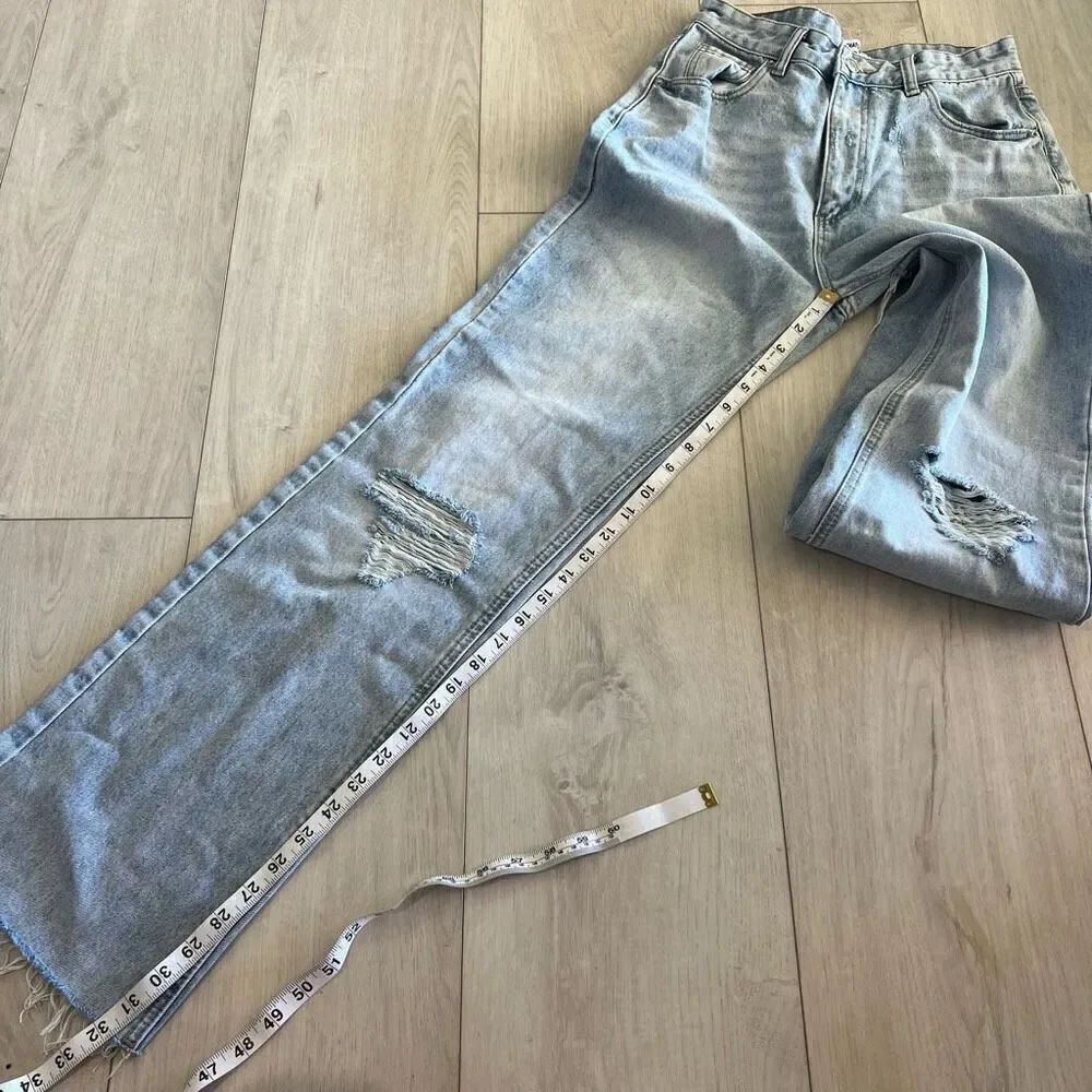 Thatssofetch women’s distressed jeans size 6 - Picture 8 of 10